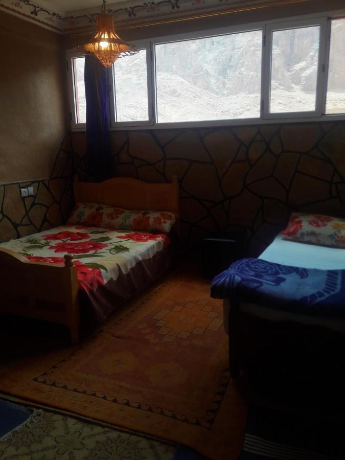 Dounia Hostel تنغير المظهر الخارجي الصورة