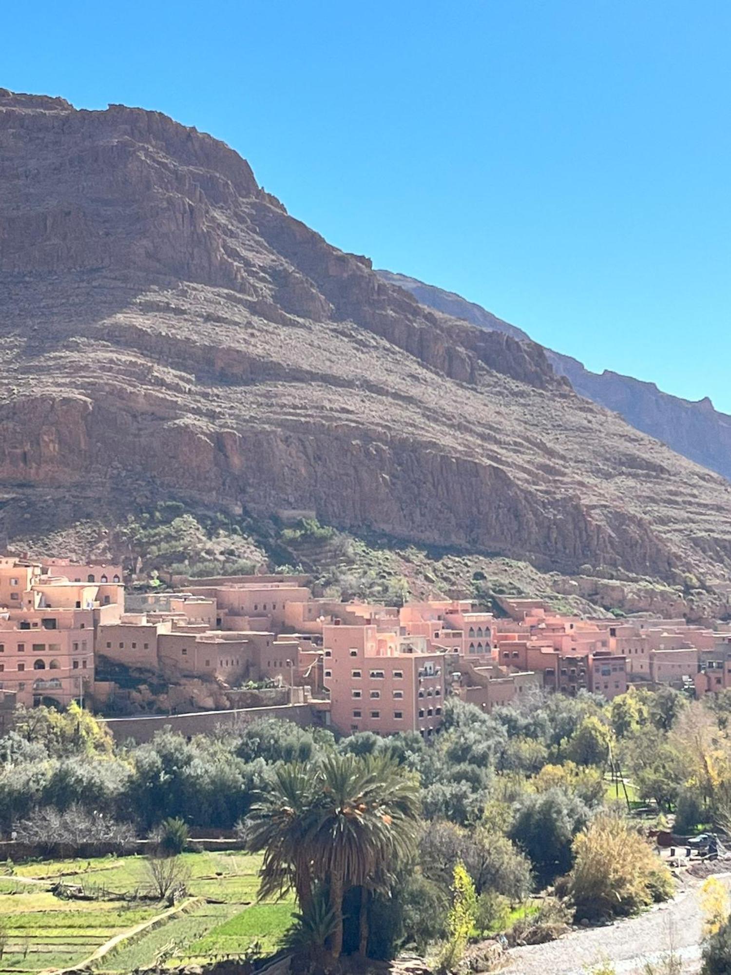 Dounia Hostel تنغير المظهر الخارجي الصورة